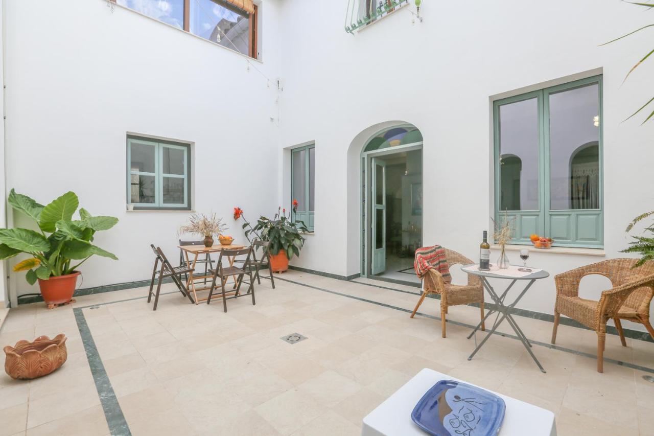 Гостевой дом Casa Senorial Con Piscina. Casa Donna Isabel Пеньяфлор Экстерьер фото